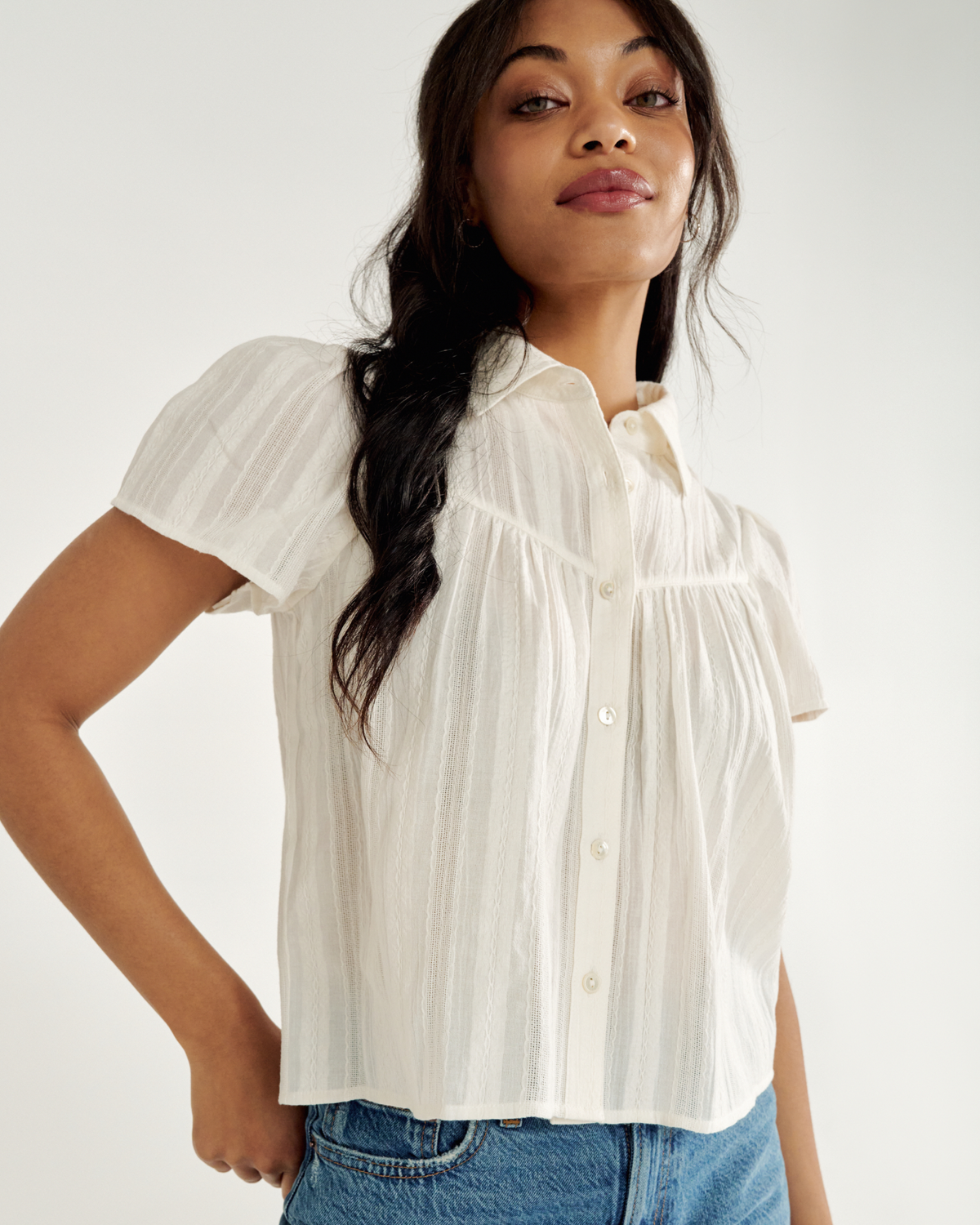 women's short sleeve button-front gathered top